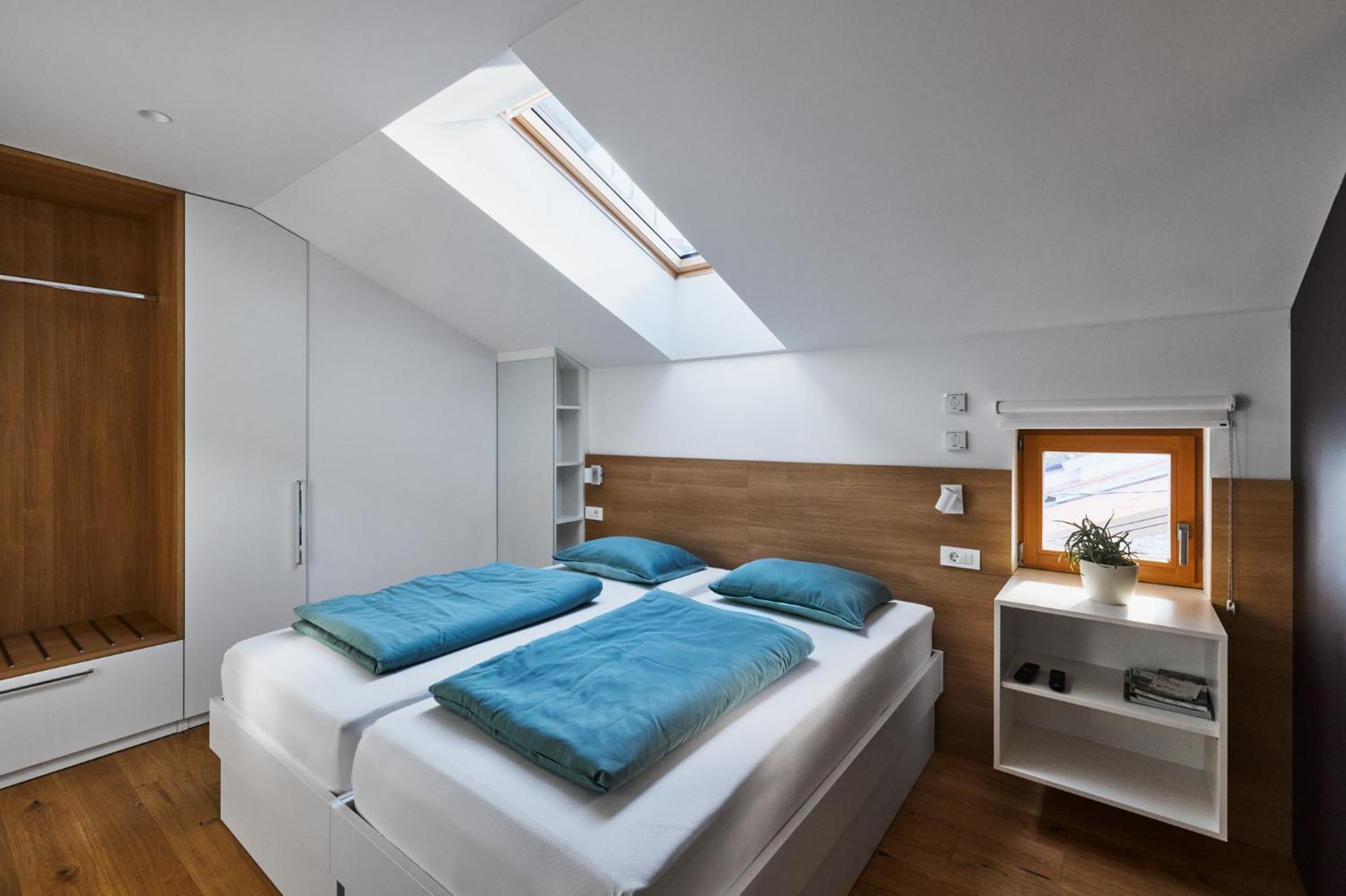 Fine Rooms Випава Екстериор снимка